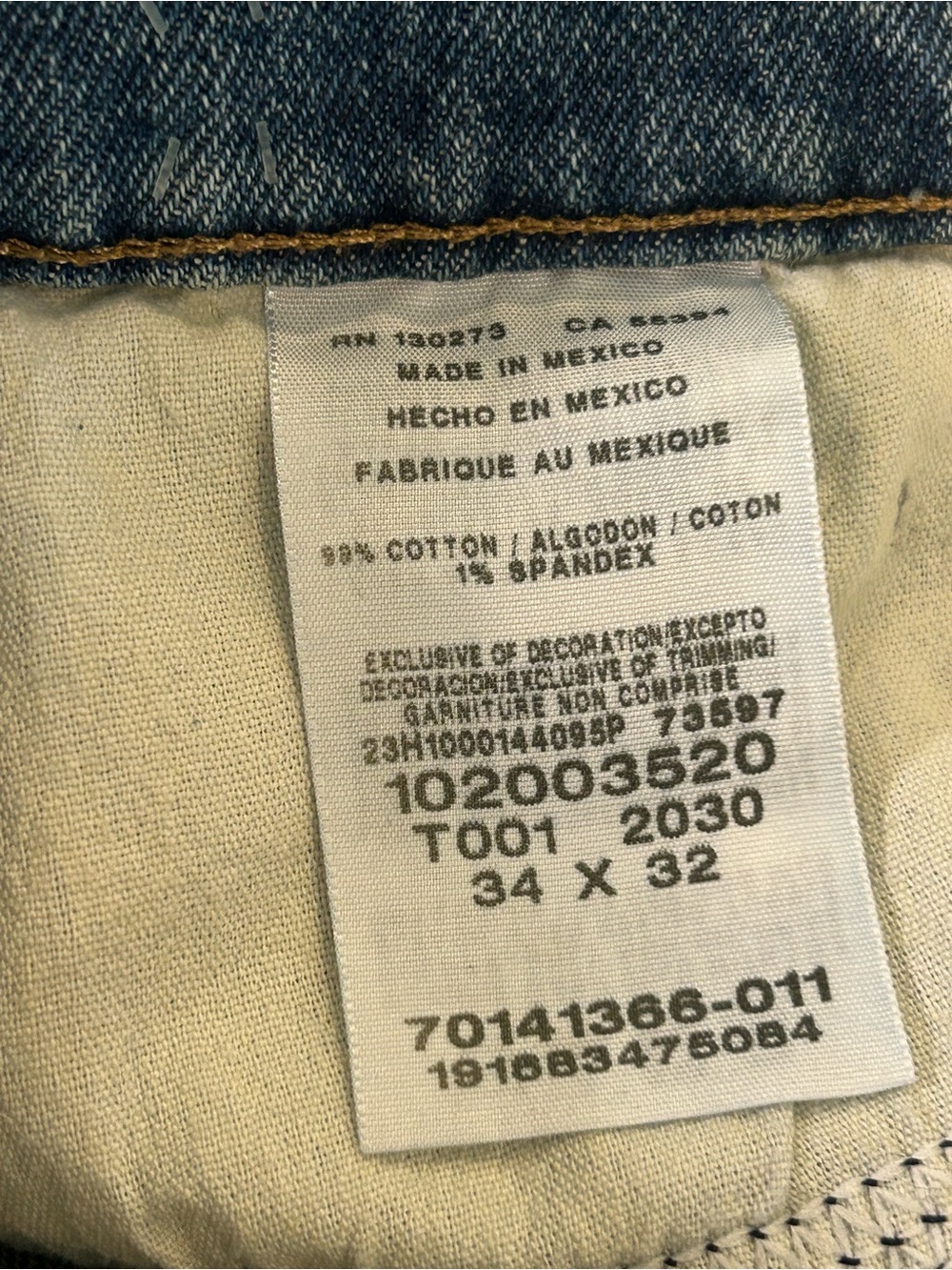 Lee Men’s Slim Fit Classic Straight Fit Jeans - Light Blue - Picture 5 of 11